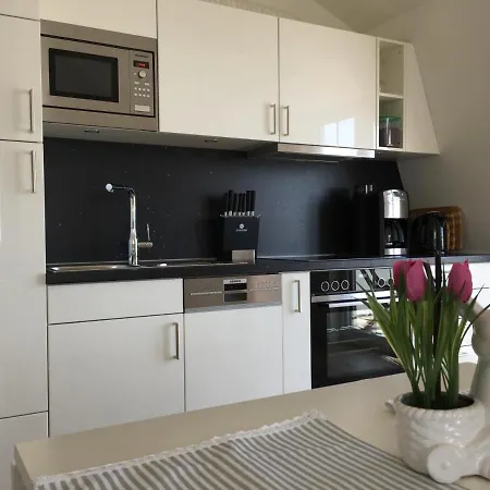 Seeblick 2 Apartment *