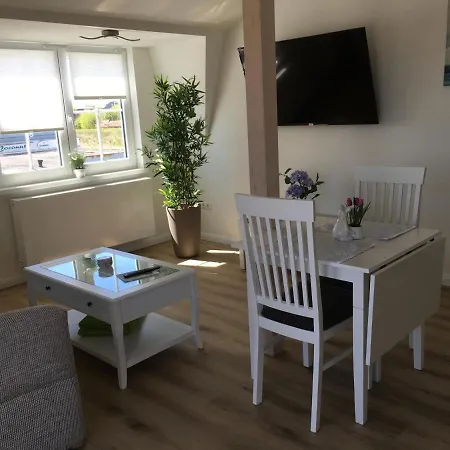 Seeblick 2 Apartment *